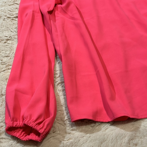 Size L blouse - Picture 9 of 16